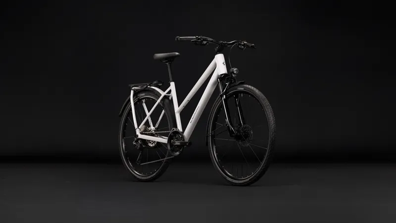 Cube Kathmandu Pro Hybrid Bike 2027 in Metallicwhite/Chrome-4