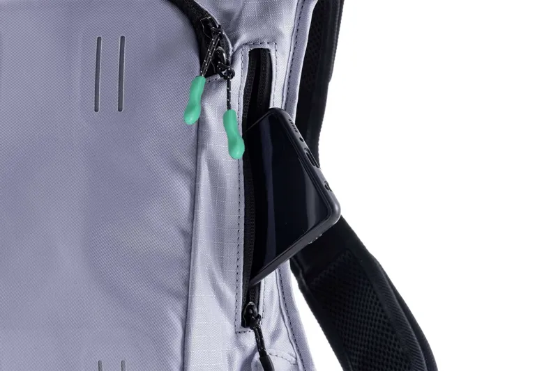 Cube Pure 4 backpack in Violet-3