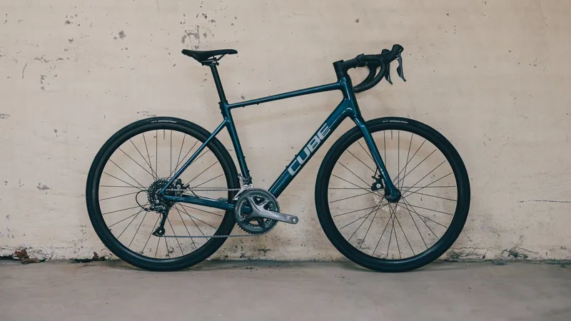 Cube Attain Pro Road Bike 2026 in Nautica/Prism-7