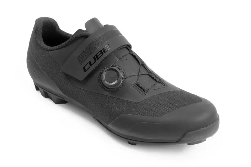 Cube Peak Shoes in Black-1
