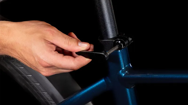 Cube Touring Hybrid One 625 Electric Hybrid Bike 2025 in Sea/Chrome-5