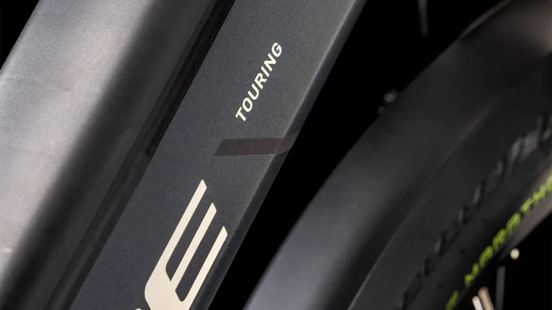 Cube Touring Easy Entry Hybrid Pro 625 Electric Hybrid Bike 2025 in Metallic Grey/Chrome-2