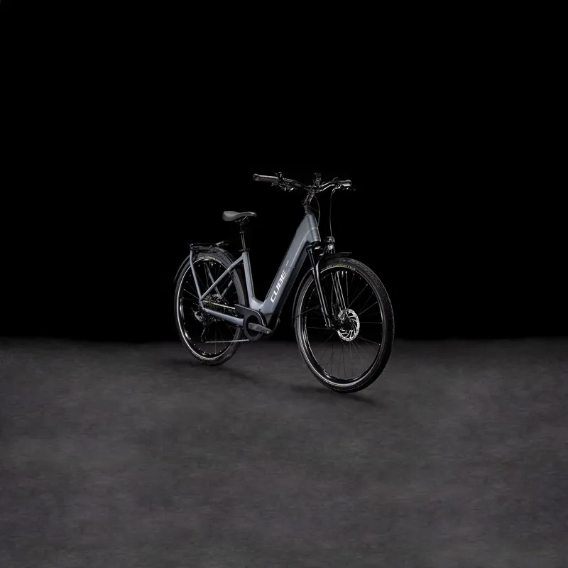 Cube Touring Easy Entry Hybrid Pro 625 Electric Hybrid Bike 2025 in Metallic Grey/Chrome-7