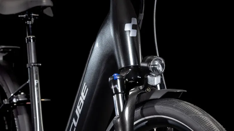 Cube Supreme Hybrid Comfort Pro 625 Electric Hybrid Bike 2025 in Grey/Lunar-5