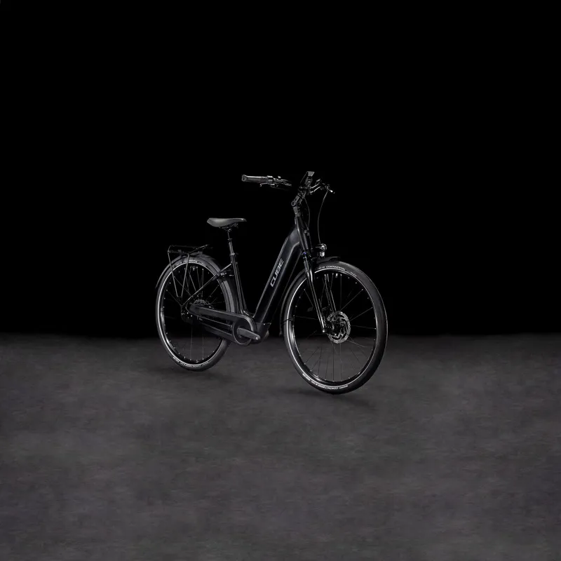 Cube Supreme Hybrid Comfort Pro 625 Electric Hybrid Bike 2025 in Grey/Lunar-6