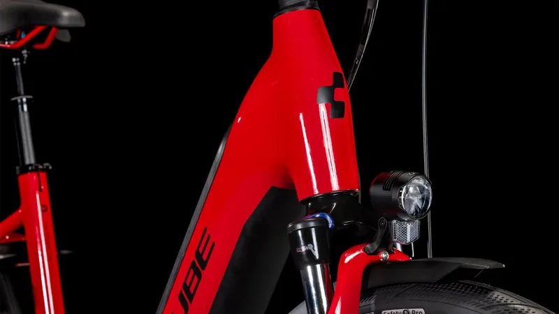 Cube Supreme Hybrid Comfort Pro 500 Electric Hybrid Bike 2025 in Fire Red/Black-5