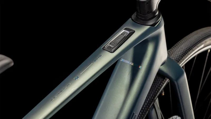 Cube Nulane Hybrid C:62 Race 400X Electric Hybrid Bike 2025 in Sage Brushed Green-2