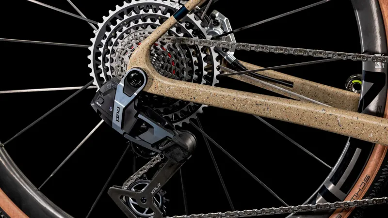 Cube Nuroad c:62 SLT Gravel Bike 2025 in Mineral Grit/Black-7