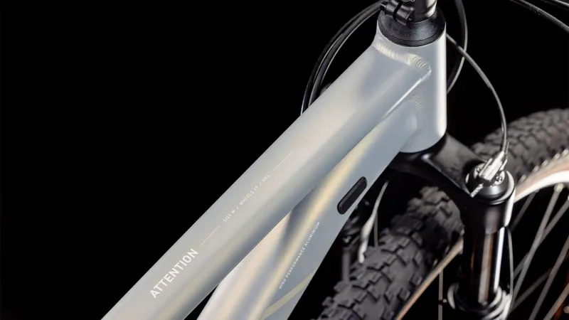 Cube Attention Pro Hardtail Mountain Bike 2025 in Shift violet Amethyst switch grey white-2