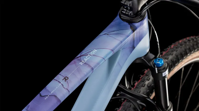 Cube Reaction c:62 Race Carbon Hardtail Mountain Bike 2025 in Pidgeon Blue art-2