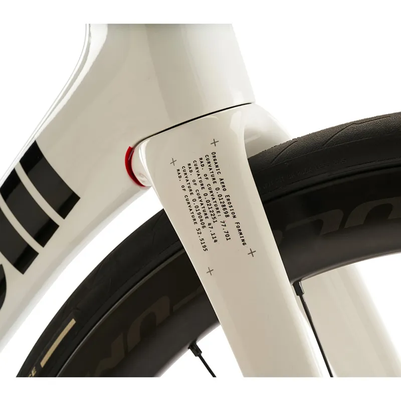 Cinelli Pressure II Ultegra DI2 Road Bike 2026 in White-2