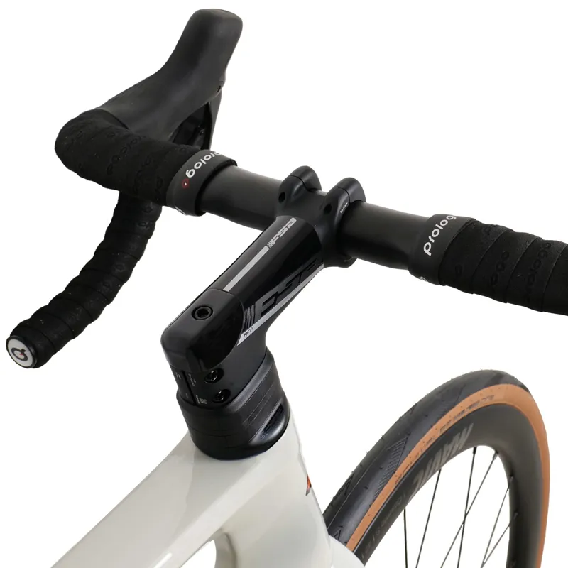 Cinelli Pressure II Ultegra DI2 Road Bike 2026 in Grey-4