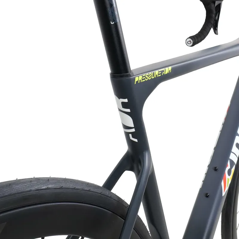 Cinelli Pressure ADR Ultegra Di2 Magene Powermeter Road Bike 2027 in Double Grey-7