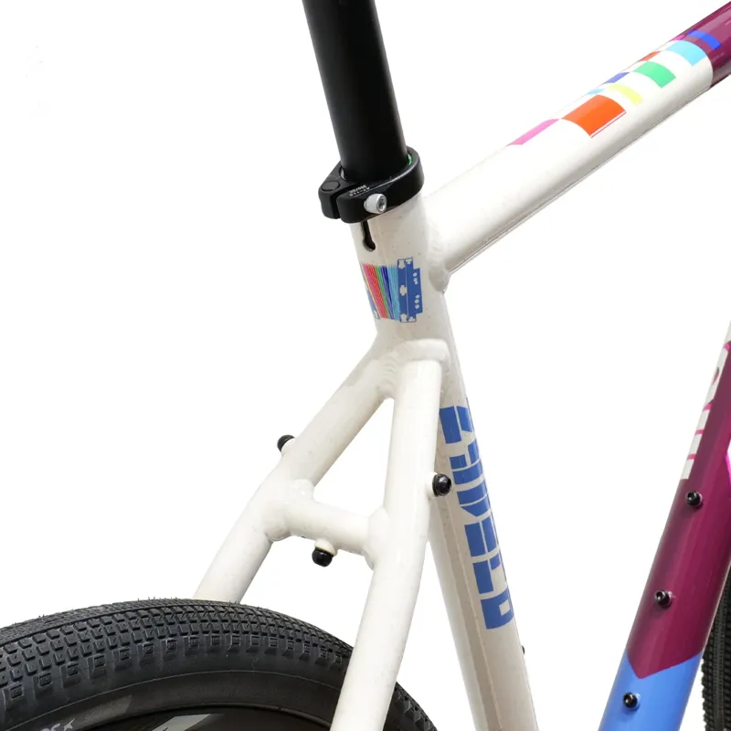 Cinelli Zydeco Washboard GRX 12x Gravel Bike in Burgundy-5