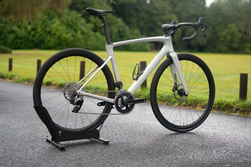 Specialized Roubaix SL8 Expert Road Bike 2024 in Dove Grey/Lapis-7