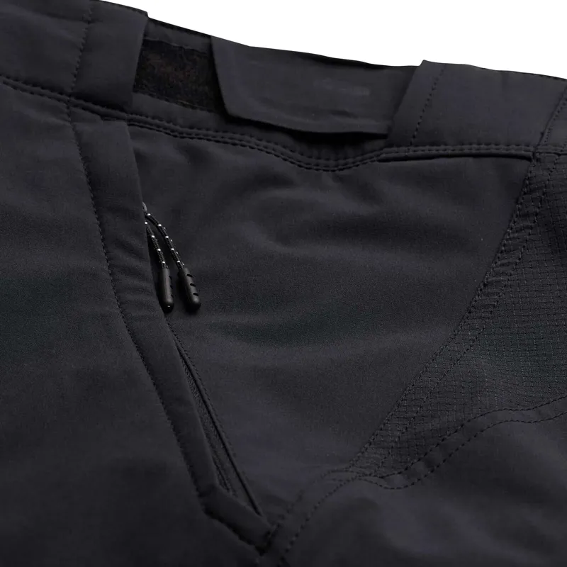 Troy Lee Designs Skyline Short with liner in Black-1