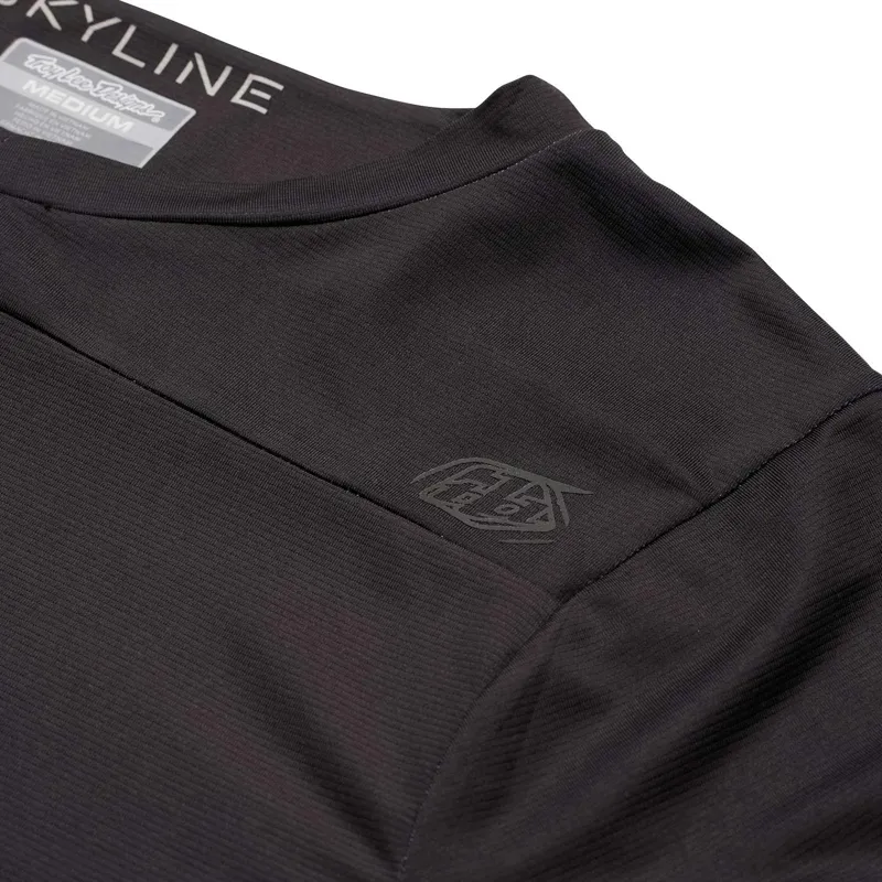 Troy Lee Designs Skyline Short Sleeve Jersey in Black-1