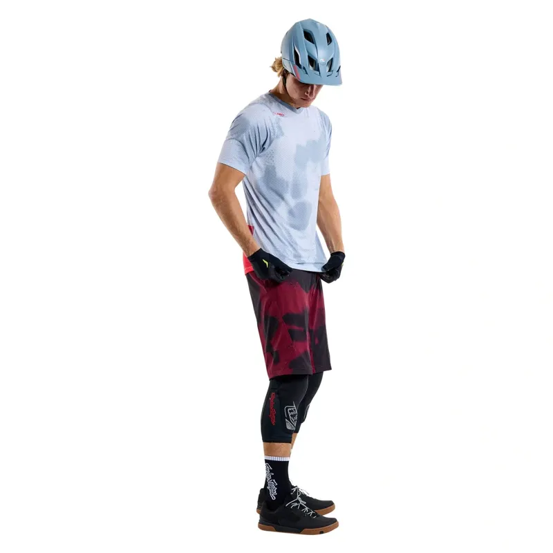 Troy Lee Designs Skyline Air Short Sleeve Jersey Flared in Concrete-6