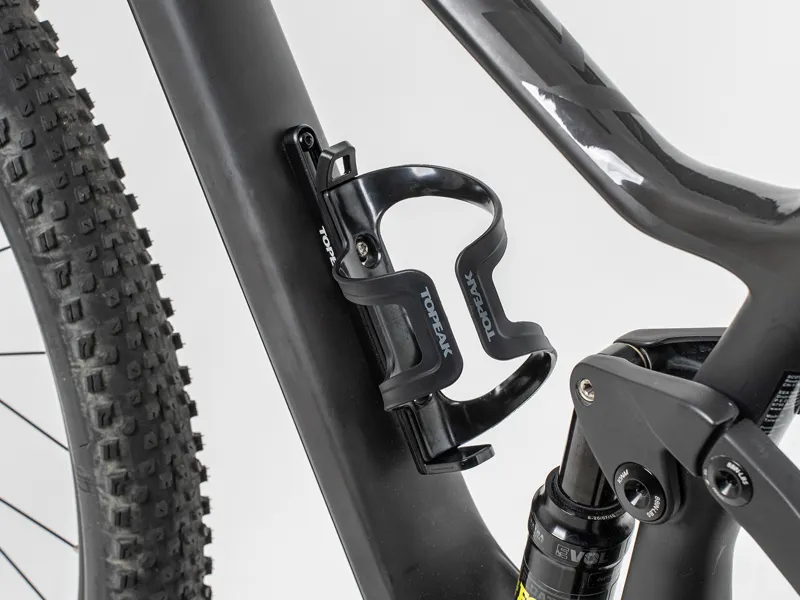 Topeak Cage Mount Extender in Black-3