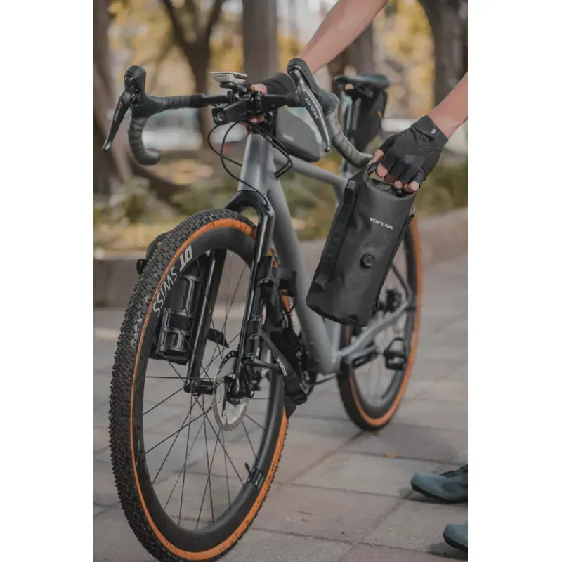 Topeak Fork Drybag 4L in Black-3