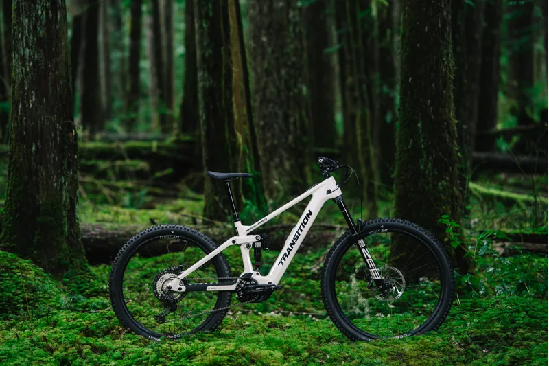 Transition Regulator CX Deore Mullet Electric Carbon Full Suspension MTB 2025 in White-1