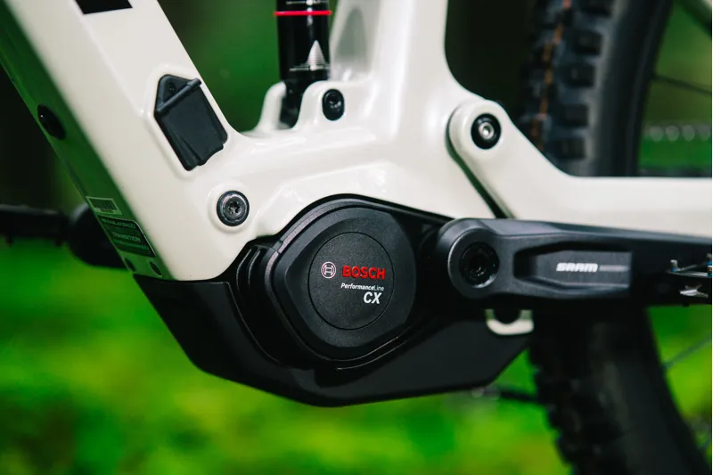 Transition Regulator CX Deore Mullet Electric Carbon Full Suspension MTB 2025 in White-9