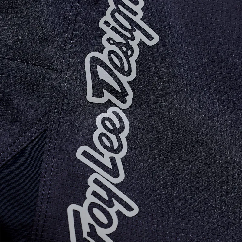 Troy Lee Designs Skyline Pro Air Short Shell Mono in Carbon-3