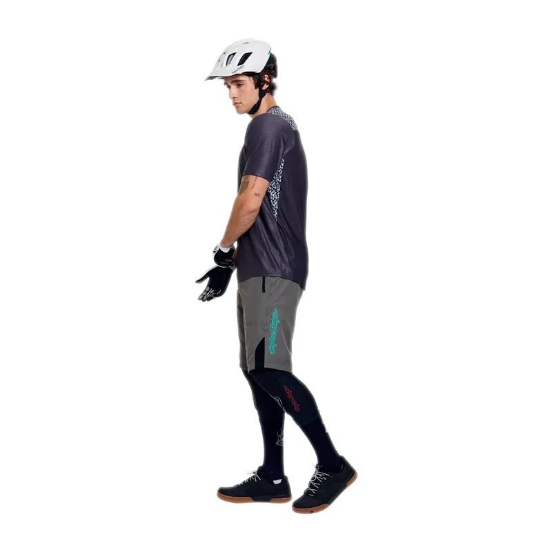 Troy Lee Designs Skyline Pro Air Short Sleeve Jersey Ridgeline in Carbon-9