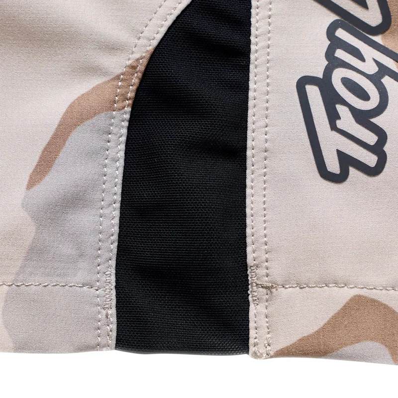 Troy Lee Designs Skyline Pro Short Shell Flow Camo in Pumice-3