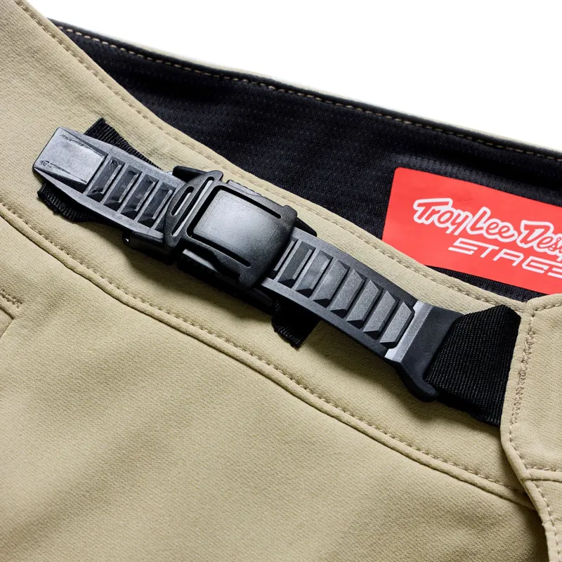 Troy Lee Designs Stage Short Shell Mono in Grey-6