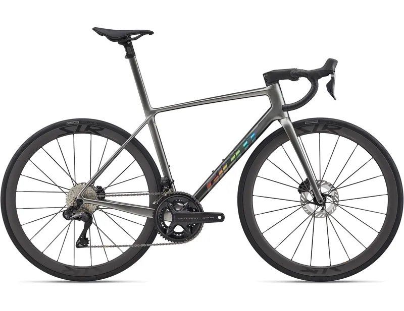 Balfes Bikes Giant TCR Advanced SL 1 Di2 Road Bike 2026 in Dark Chrome | Free postage over £30, £10 off first order, price match & 0% finance.