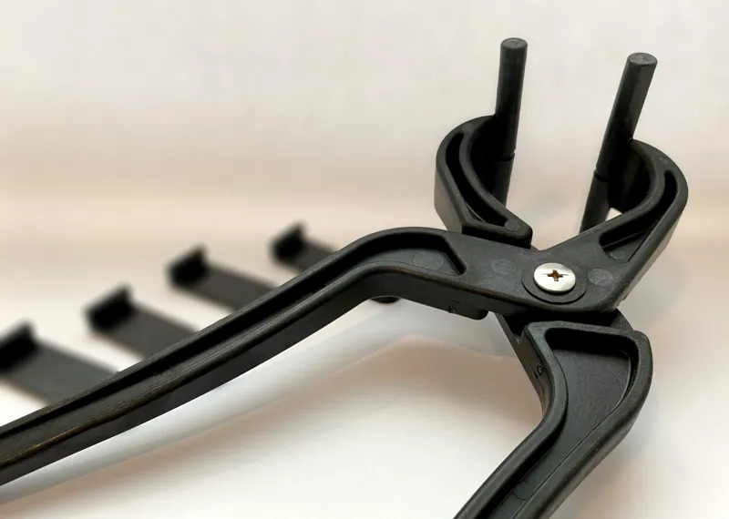 Vittoria Air-Liner Tyre Tool in Black-1