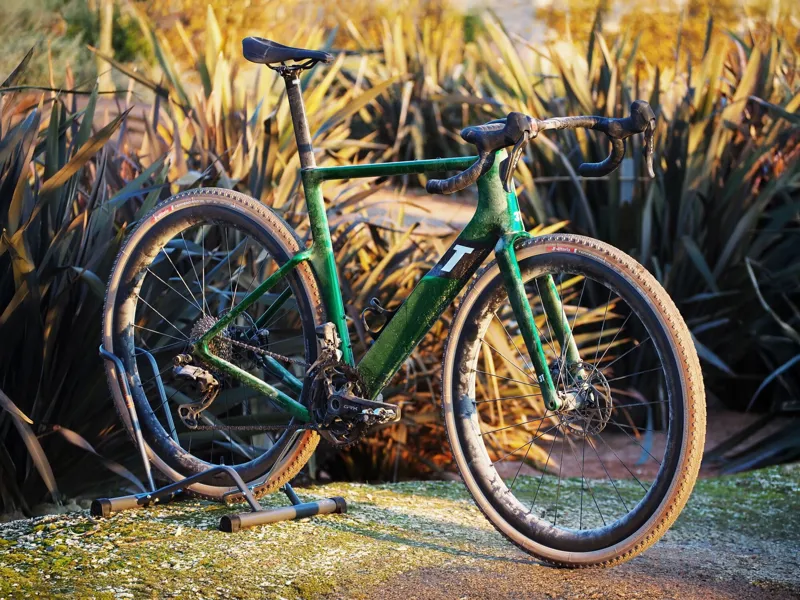 Vittoria Terreno Pro T30 Fine Loose 700c Gravel Race Tubeless Ready Tyre in Natural Brown-5