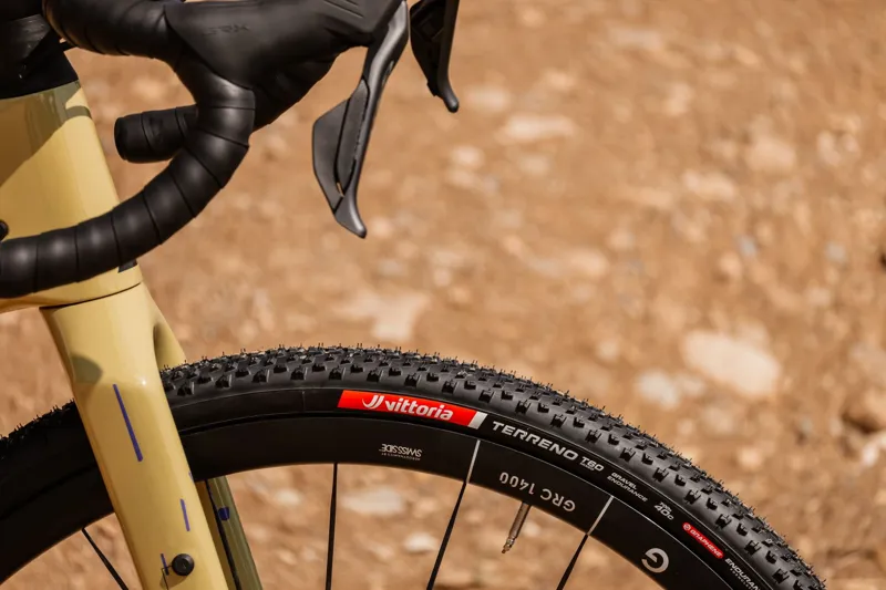 Vittoria Terreno T60 700c Mixed Gravel Endurance G2.0 Tubeless Ready Tyre in Black-3