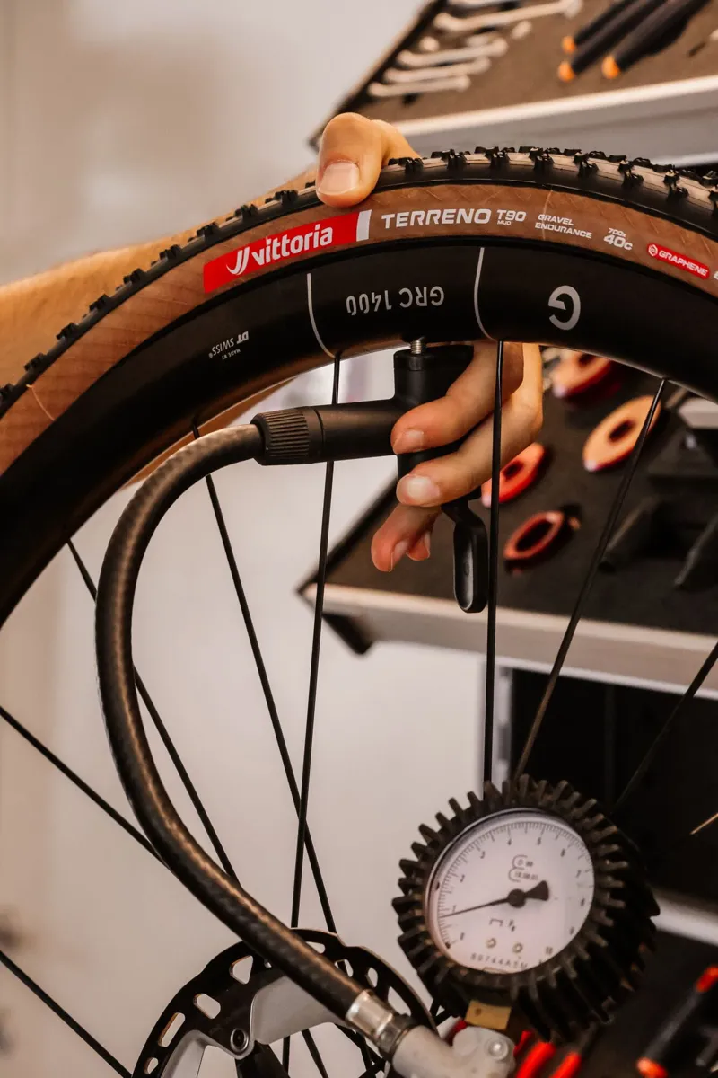 Vittoria Terreno T90 700c Mud Gravel Endurance G2.0 Tubeless Ready Tyre in Brown-2