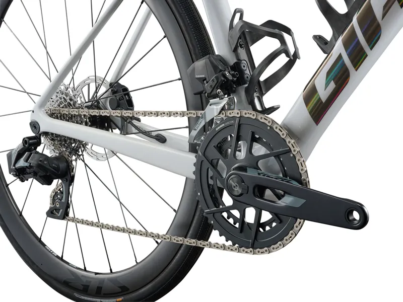 Giant Defy Advanced Pro 1 Road Bike 2026 in White-1