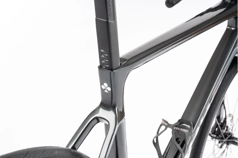 Colnago V4 Disc Road Bike Ultegra Di2 12 Speed 2025 in VDDK Black-5