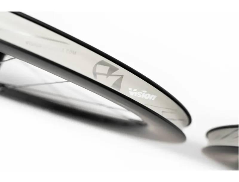 Vision SC 60 SL i23 Disc Carbon XDR Wheelset in Black-3