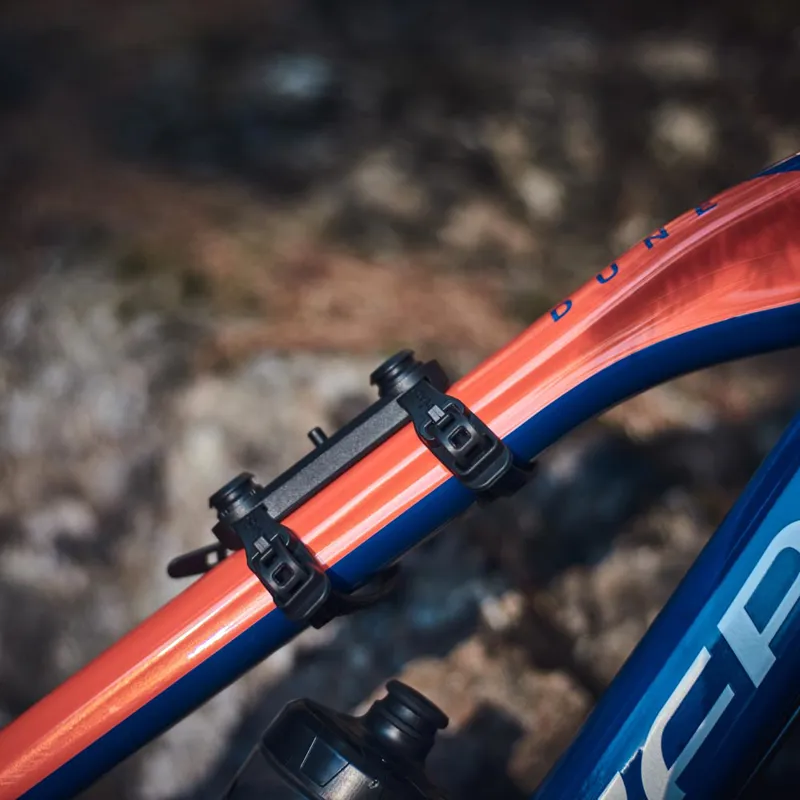 Fidlock TWIST Uni Base in Black-1