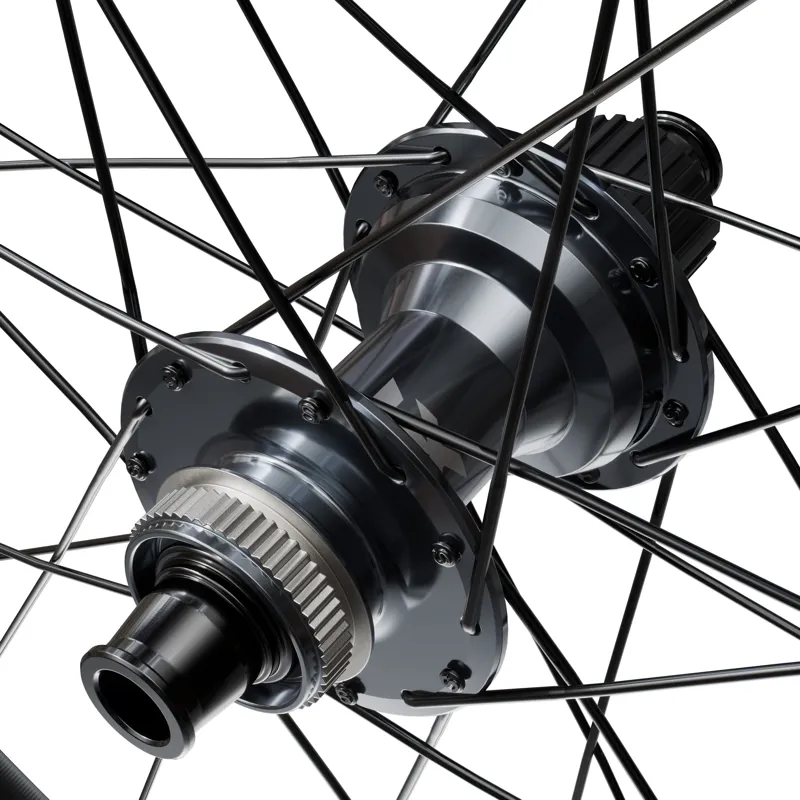 Shimano XT M8200 27.5 XT wheel 12-speed 12x148mm Center Lock disc rear in Black-3