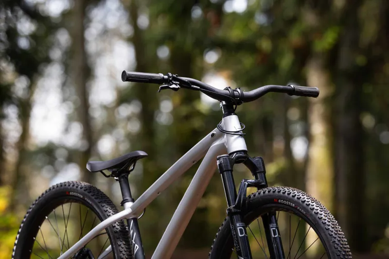 Giant STP 26 Jump Bike 2026 in Quicksilver-8