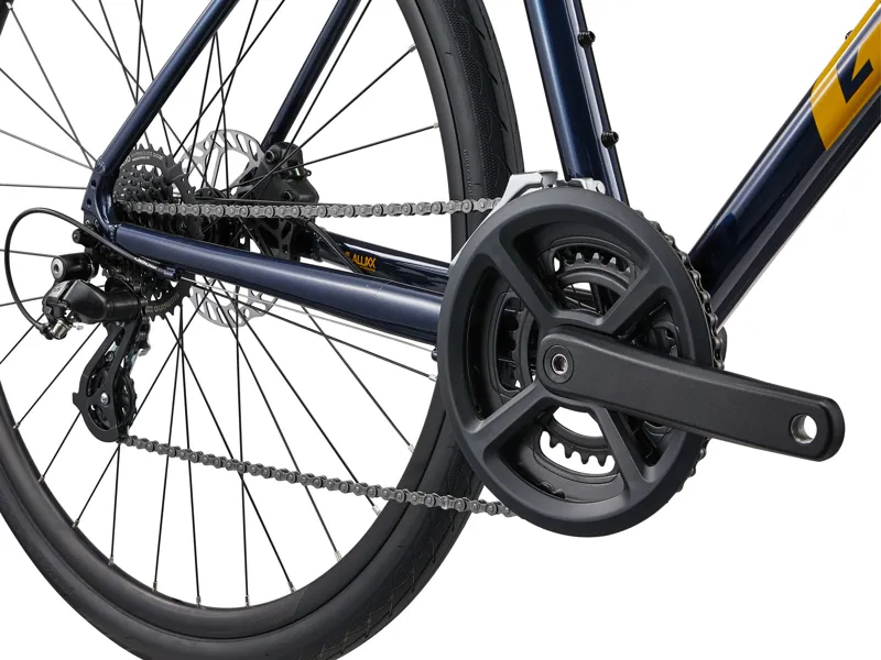 Giant Escape Disc 3 Hybrid Bike 2026 in Ultra Navy-4