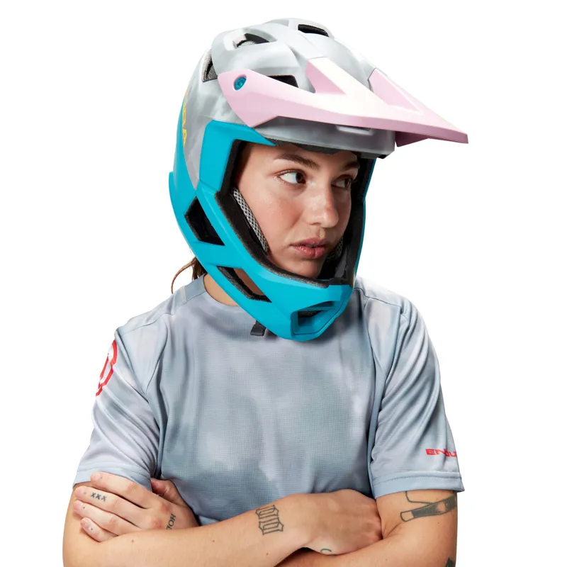 Endura MT500 Full Face MIPS Helmet in Dreich Grey-3