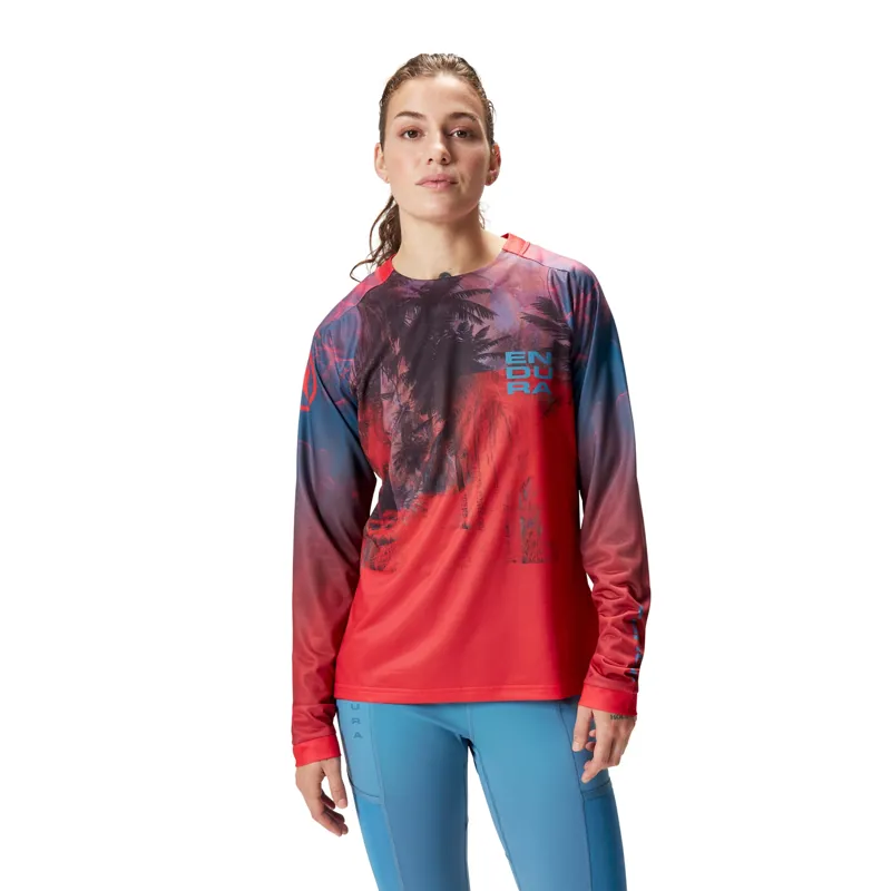 Endura Women's Tropical Long Sleeve Tee LTD in Pomegranate-2