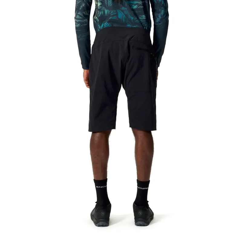 Endura Hummvee Lite Short in Black-4