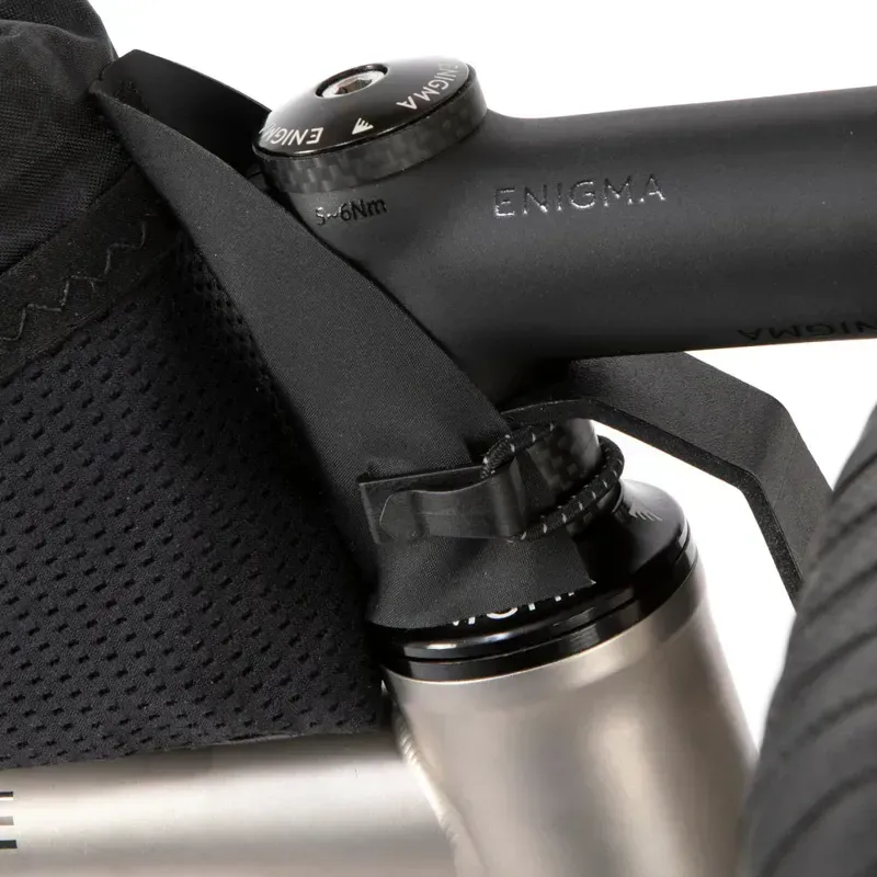 Restrap 1.2L Race Top Tube Bag Short in Black-3