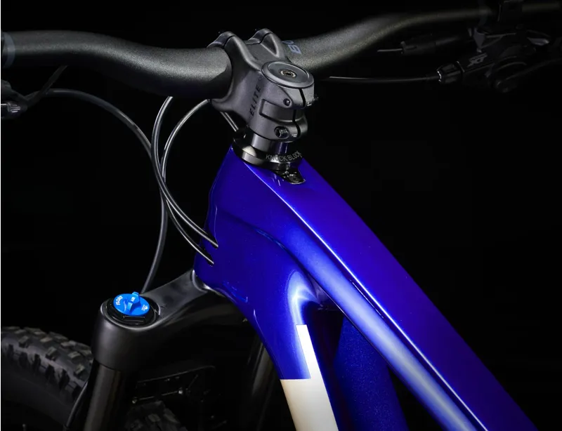 Trek Top Fuel 9.7 SLX/XT Full Suspension Mountain Bike 2024 in Hex Blue-3