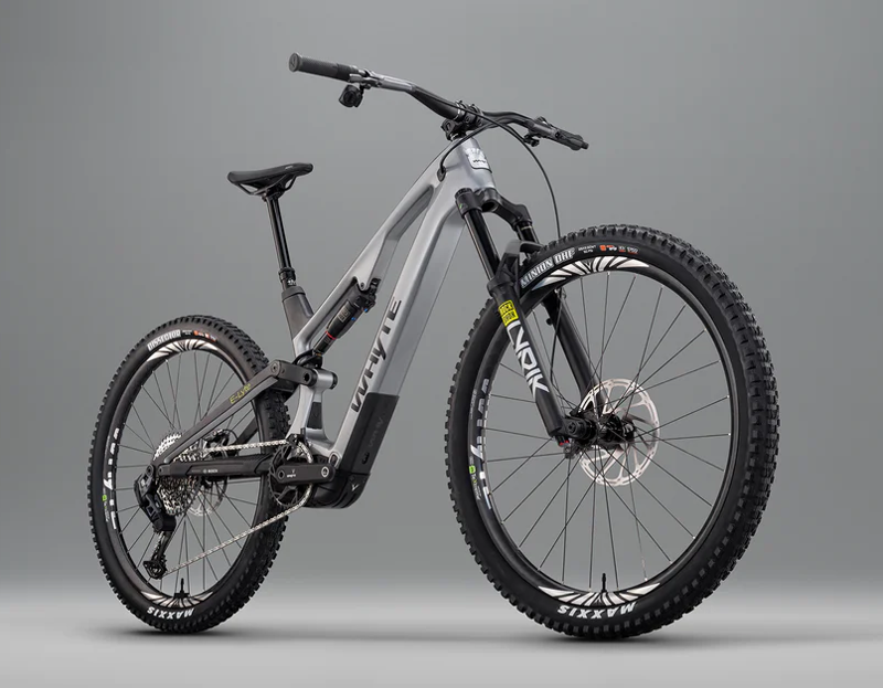 Whyte Bikes E-Lyte 150 RSX Trail/Enduro Electric Mountain Bike 2024 in Gloss Silver w/ UD Carbon-3
