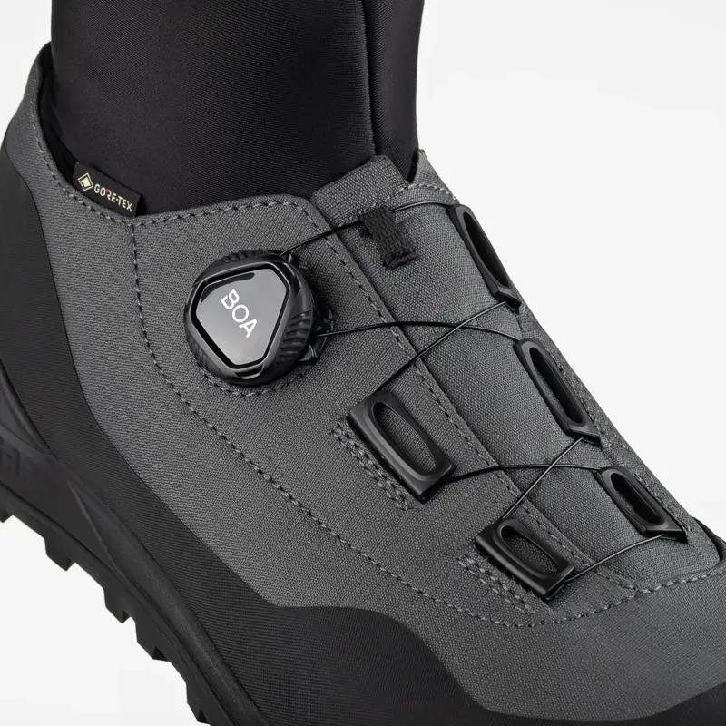 Fizik Terra Nanuq GTX MTB Shoes in Black-3